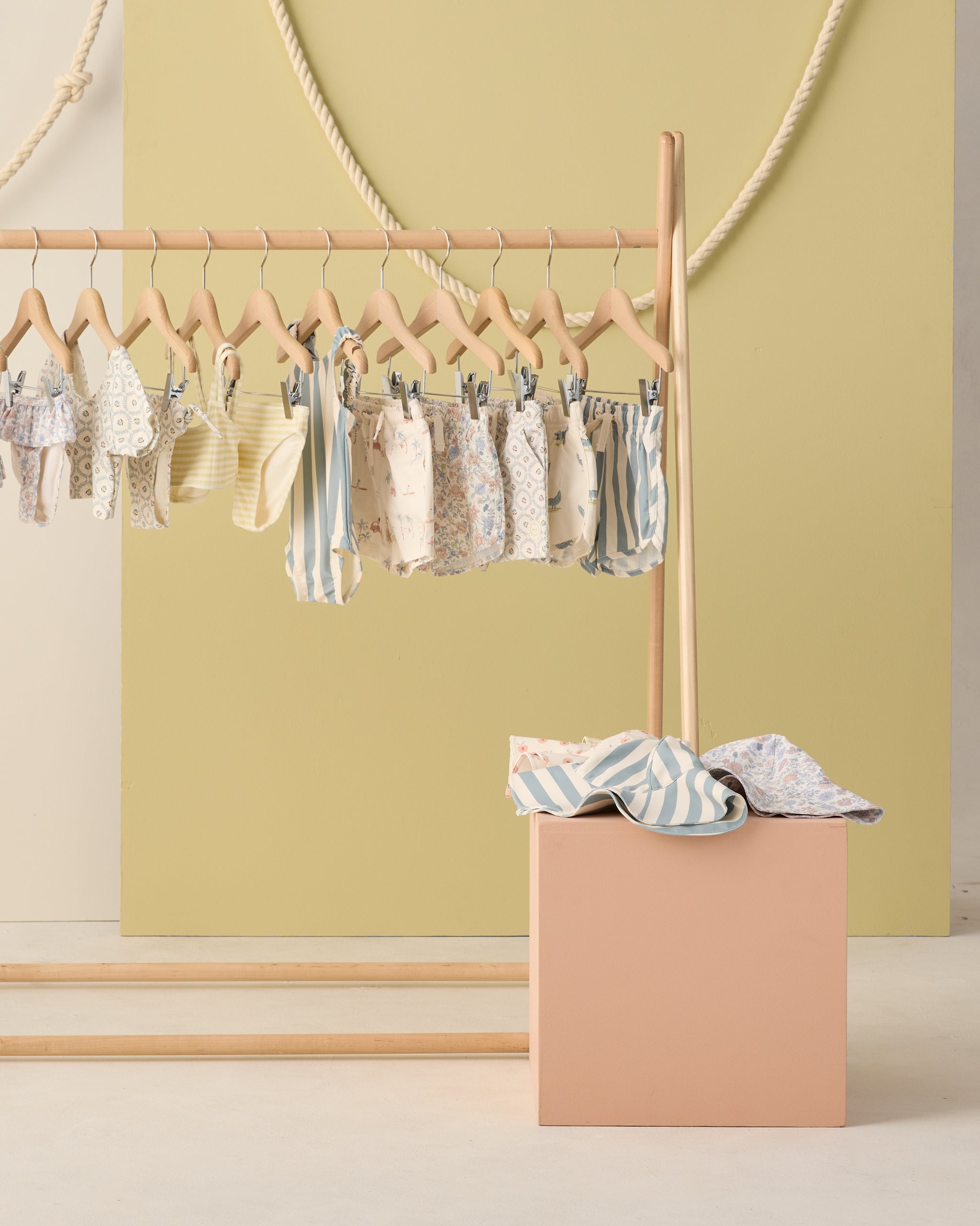 Rylee + Cru Floppy Swim Hat - Bloom