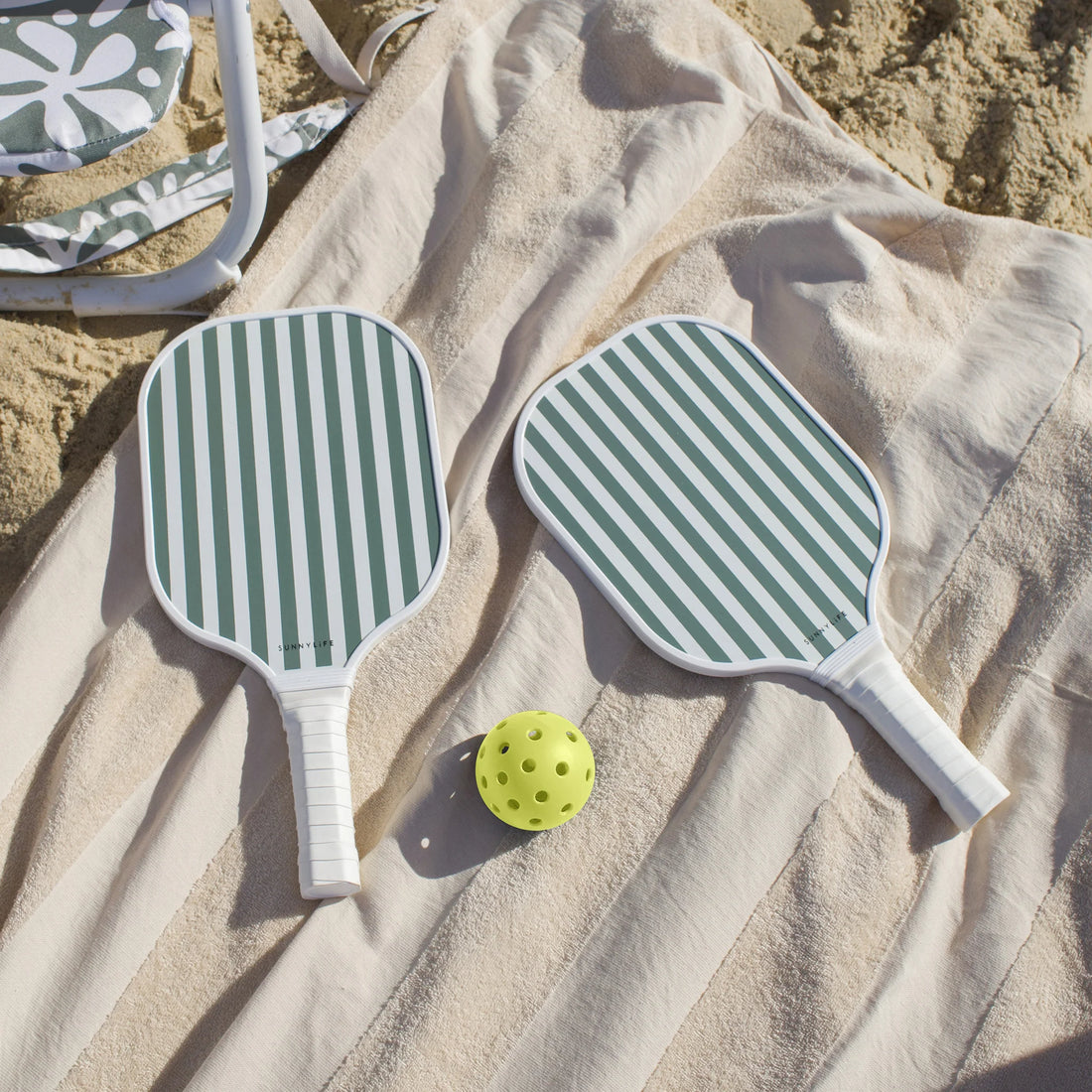 Sunny Life Pickleball Set The Vacay - Olive