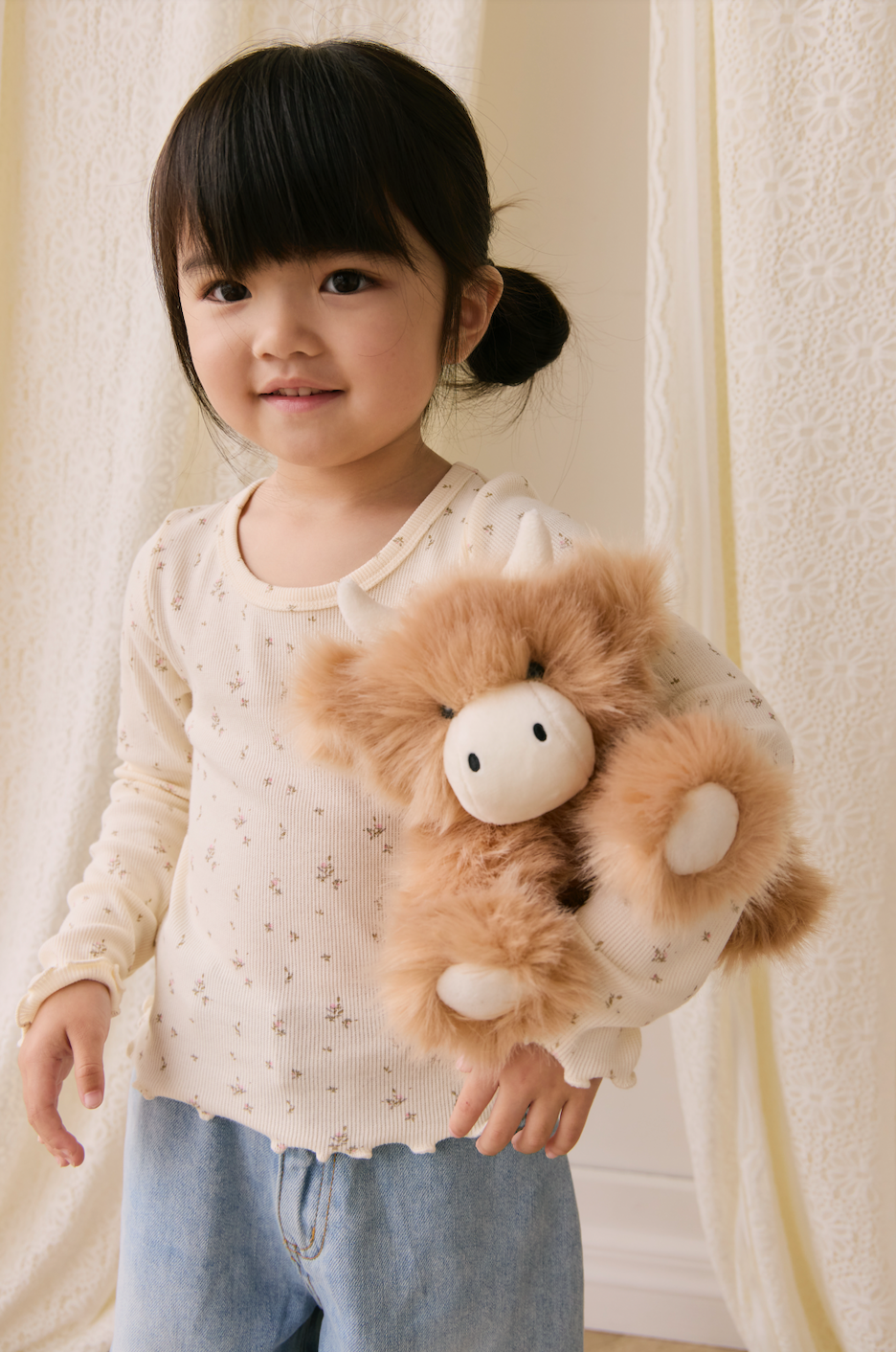 Jamie Kay Snuggle Bunnies - Hilda The Highland Cow Caramel