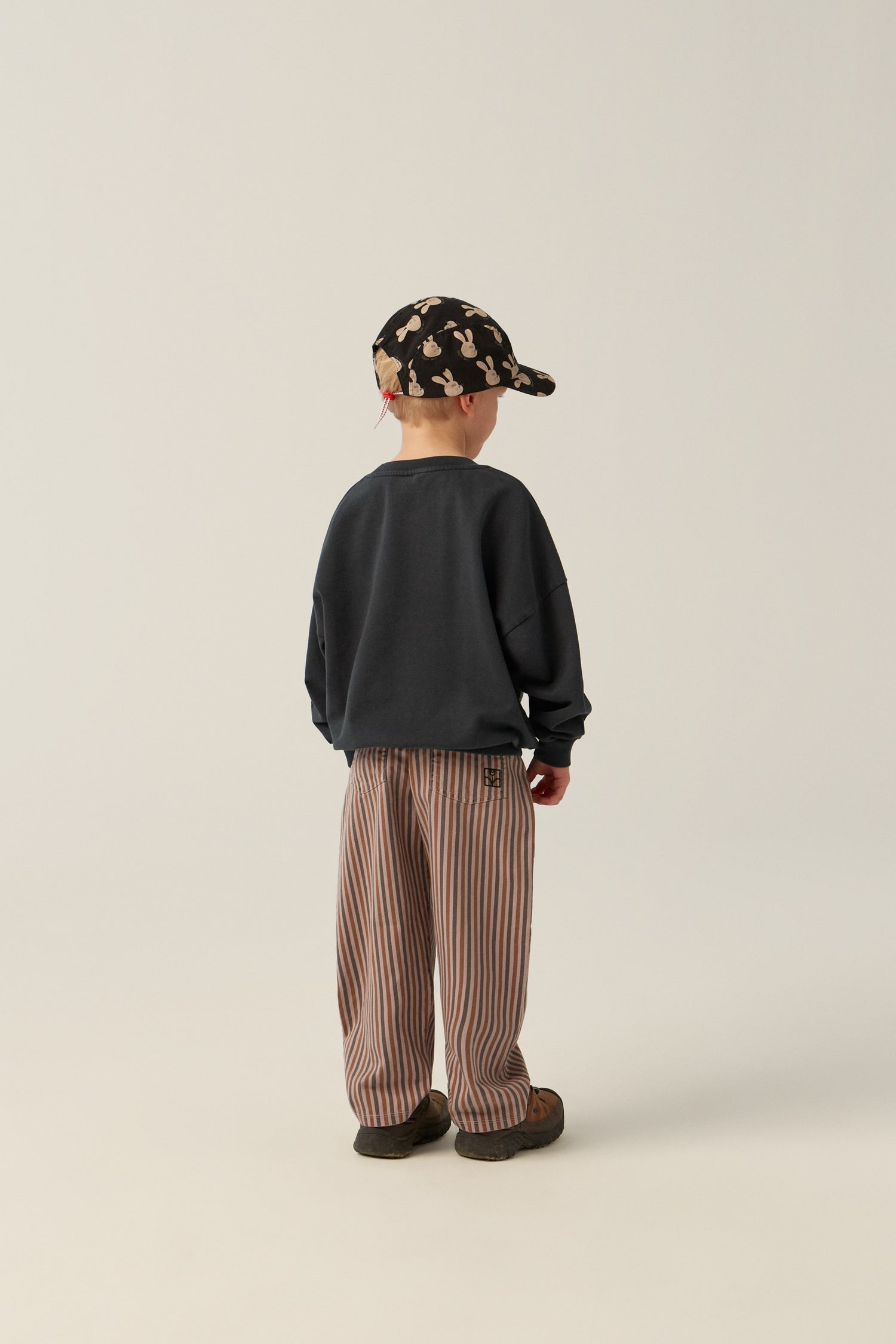 The Campamento Grey Washed Sweatshirt - Grey