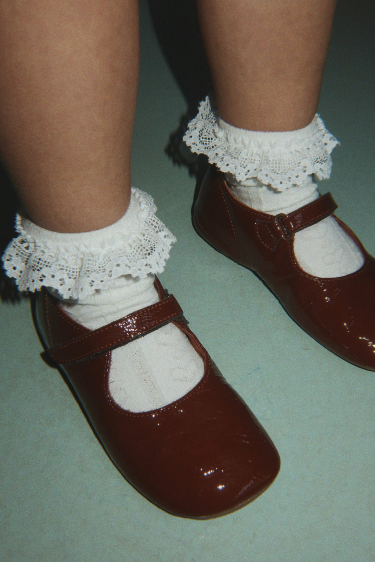 Konges Sløjd 2 Pack Pointelle Frill Socks - Red/Off White