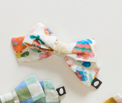 Oeuf Bow Clip - Multi/Large Flower